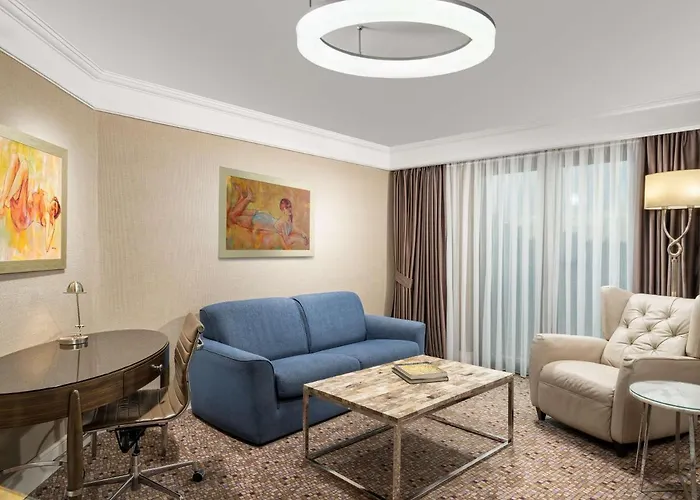 Radisson Blu Hotel, Sisli 5*