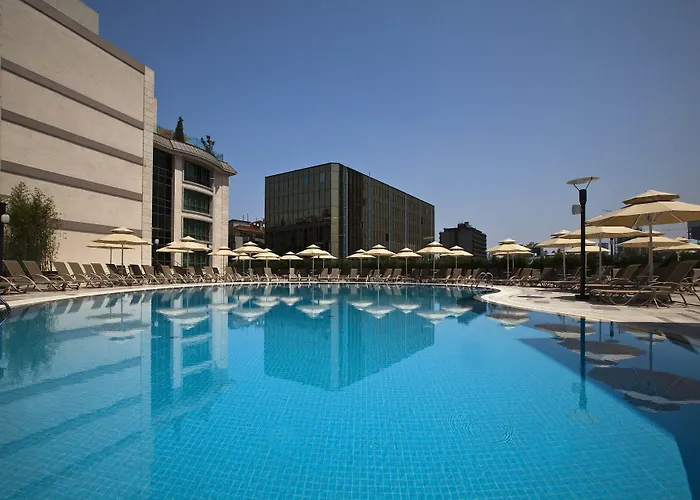 Отель Radisson Blu Hotel, Sisli 5*