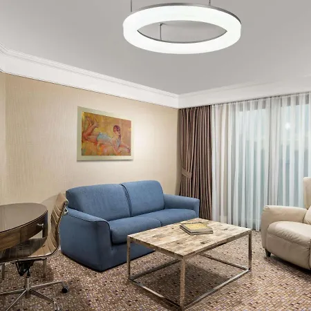 Radisson Blu Hotel, Sisli 5*