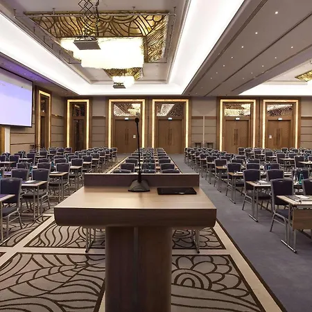 Radisson Blu Hotel, Sisli מלון 5*