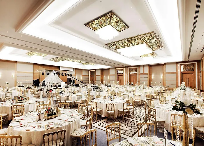 Radisson Blu Hotel, Sisli 5*